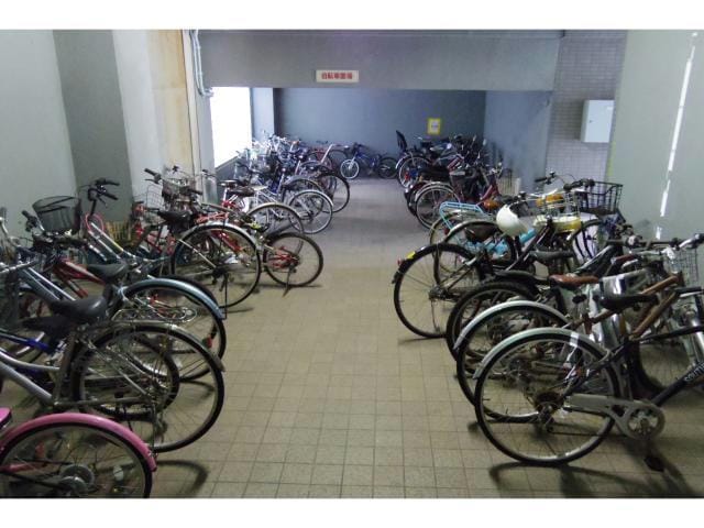  オーシャン50日進駅前