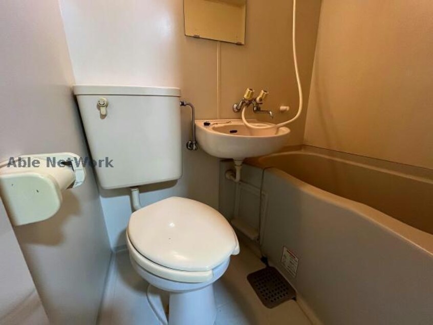 ※同物件別部屋の写真です。 ヒルズ池下