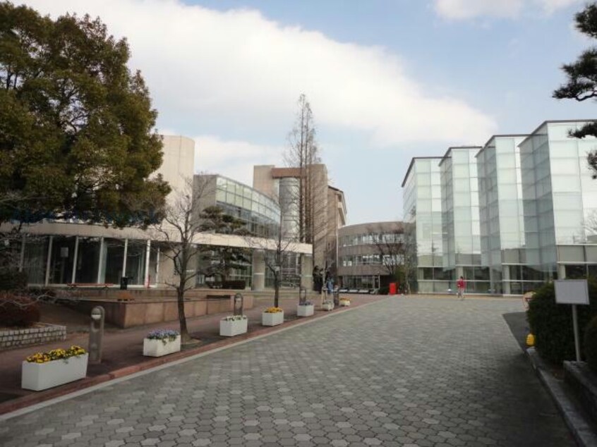 私立東海学園大学名古屋キャンパス(大学/短大/専門学校)まで1334m 旭ビル　