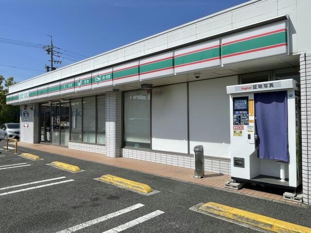 ローソンストア100杁ヶ池公園店(コンビニ)まで154m 愛知高速交通東部丘陵線<リニモ>/杁ケ池公園駅 徒歩11分 2階 築35年