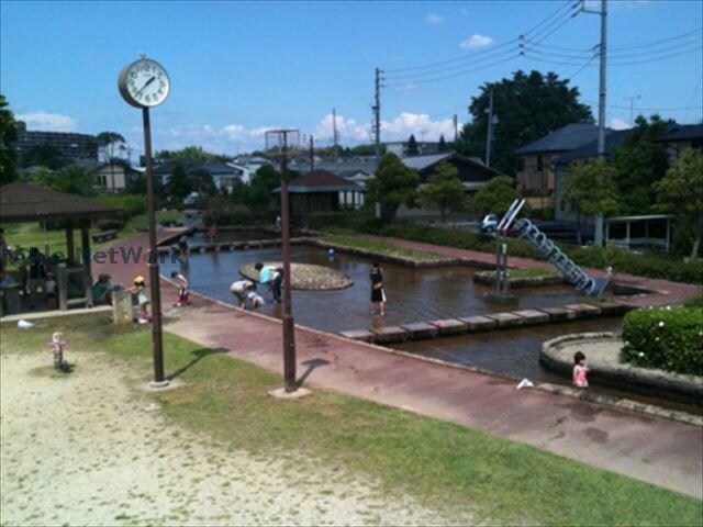 涼松緑道(公園)まで980m グレイスヴィラ三番館