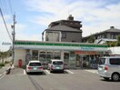 ファミリーマート日進香久山店(コンビニ)まで463m リビングタウン香久山C