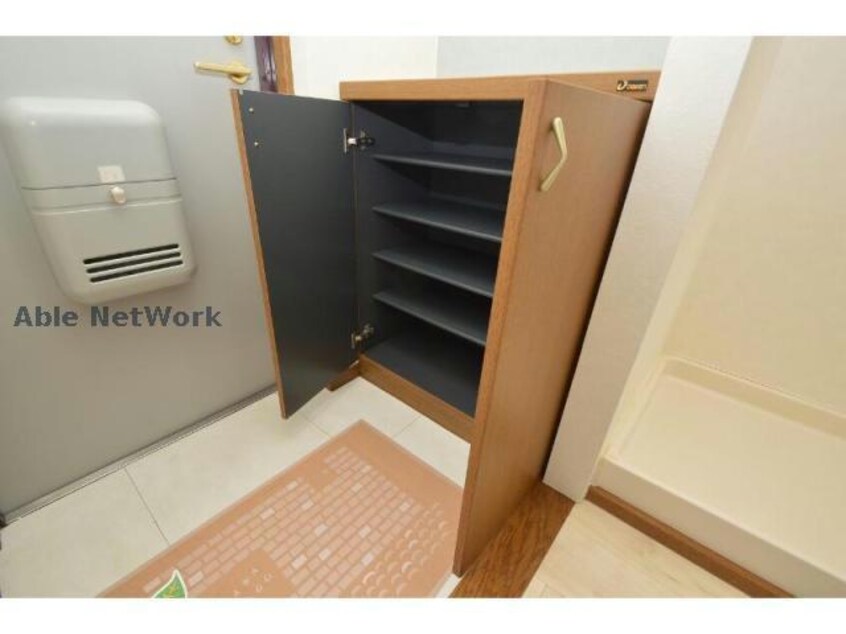 ※同物件別部屋の写真です。 トミヨシロンハイツ