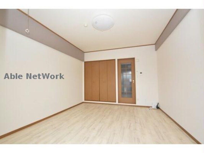 ※同物件別部屋の写真です。 トミヨシロンハイツ