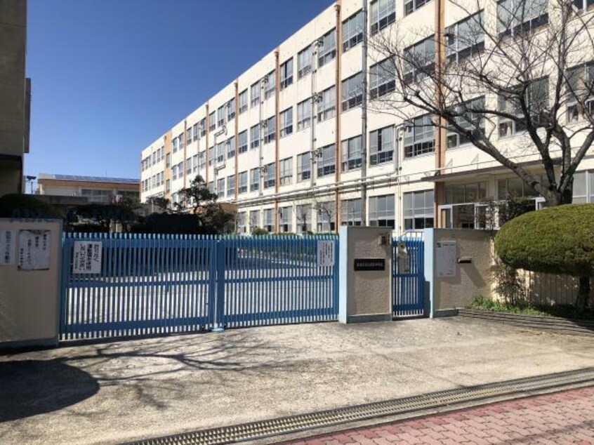 名古屋市立浦里小学校(小学校)まで411m ピュアメゾン浦里