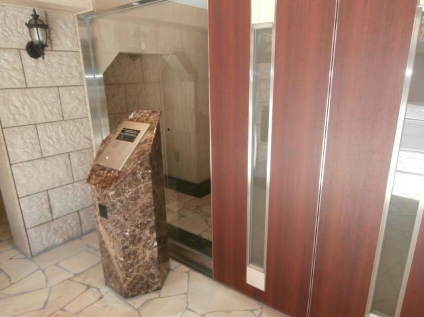  プレサンス東本町