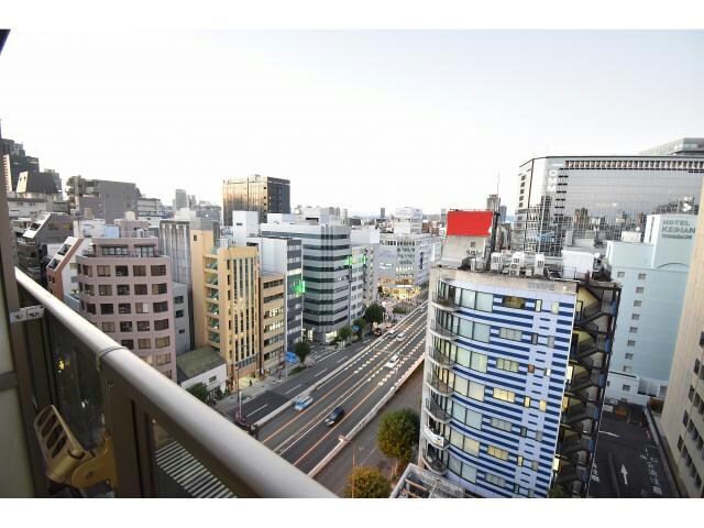  天満橋リーフビル・ネバーランド天満橋