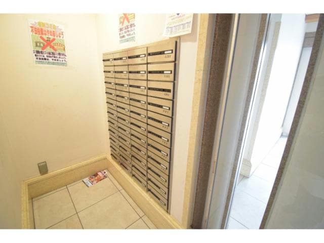  セントロイヤルクラブ谷町