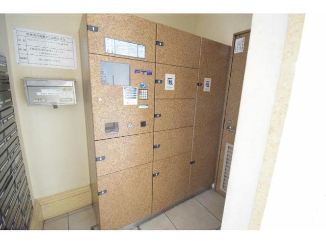  セントロイヤルクラブ谷町