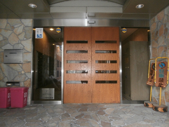  大阪メトロ谷町線/谷町六丁目駅 徒歩2分 6階 築25年