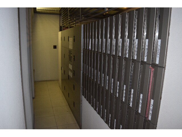  大阪メトロ四つ橋線/肥後橋駅 徒歩7分 2階 築19年