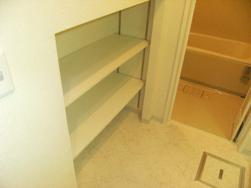  大阪メトロ中央線/谷町四丁目駅 徒歩5分 4階 築18年