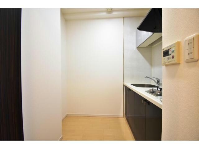  大阪メトロ堺筋線/堺筋本町駅 徒歩2分 10階 築18年