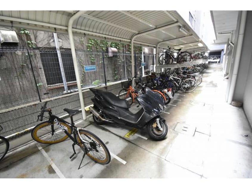  大阪メトロ堺筋線/堺筋本町駅 徒歩3分 11階 築18年