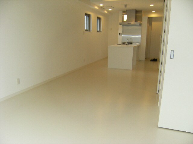  大阪メトロ谷町線/天満橋駅 徒歩8分 11階 築17年