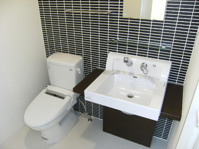  大阪メトロ谷町線/天満橋駅 徒歩8分 11階 築17年