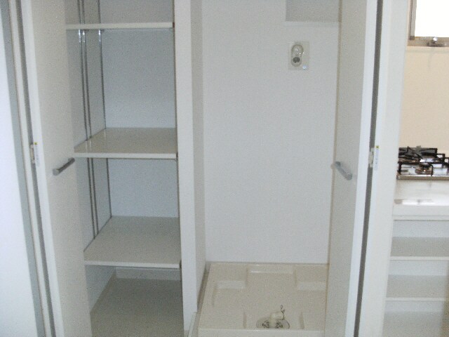  大阪メトロ谷町線/天満橋駅 徒歩8分 4階 築17年