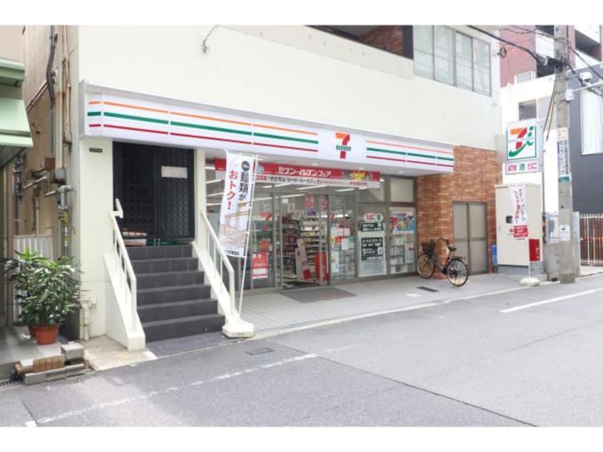 セブンイレブン大阪関電ビル前店(コンビニ)まで56m ＩＳＭ中之島レジデンス