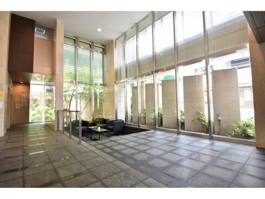  大阪メトロ御堂筋線/淀屋橋駅 徒歩5分 13階 築19年