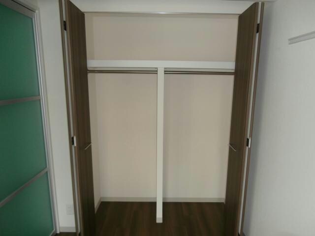  プレサンス中之島公園アティレ