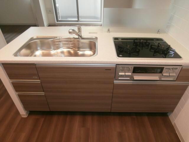  プレサンス中之島公園アティレ