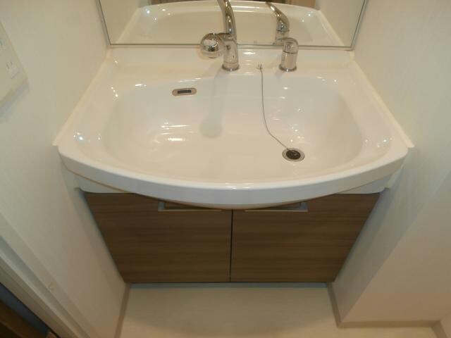  プレサンス中之島公園アティレ