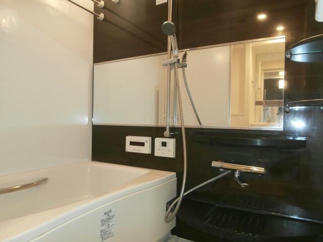  プレサンス中之島公園アティレ