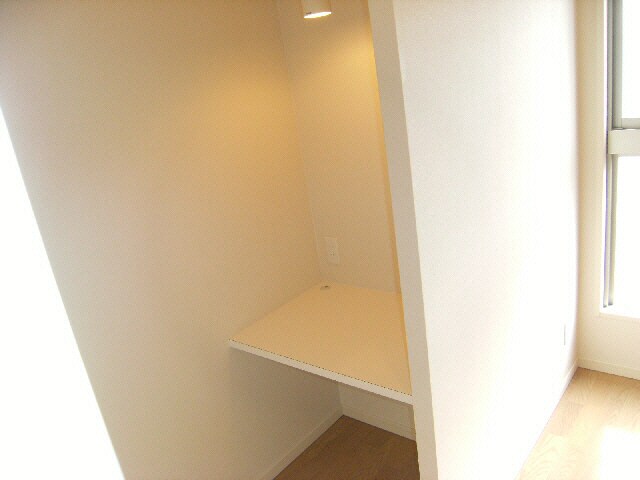  アビエール松屋町