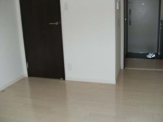  大阪メトロ谷町線/南森町駅 徒歩7分 1階 築12年