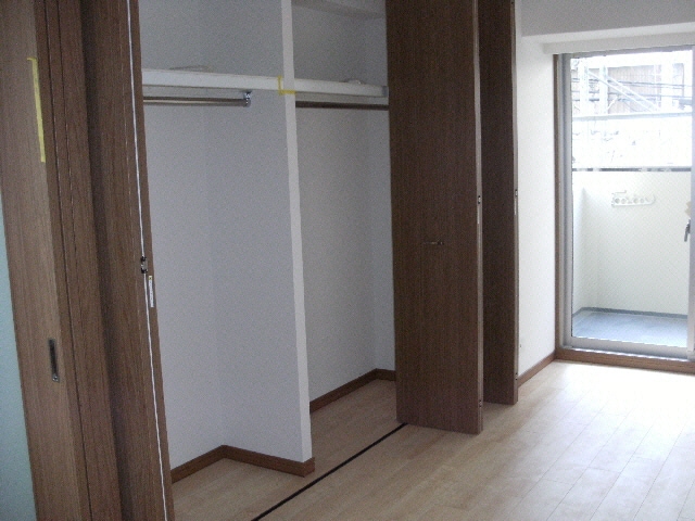  レオンコンフォート大手通