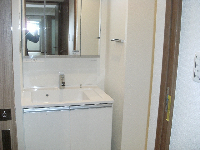  レオンコンフォート大手通