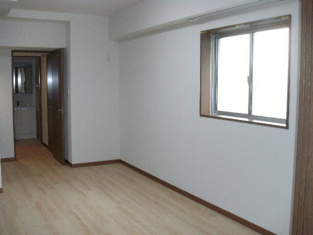  レオンコンフォート大手通