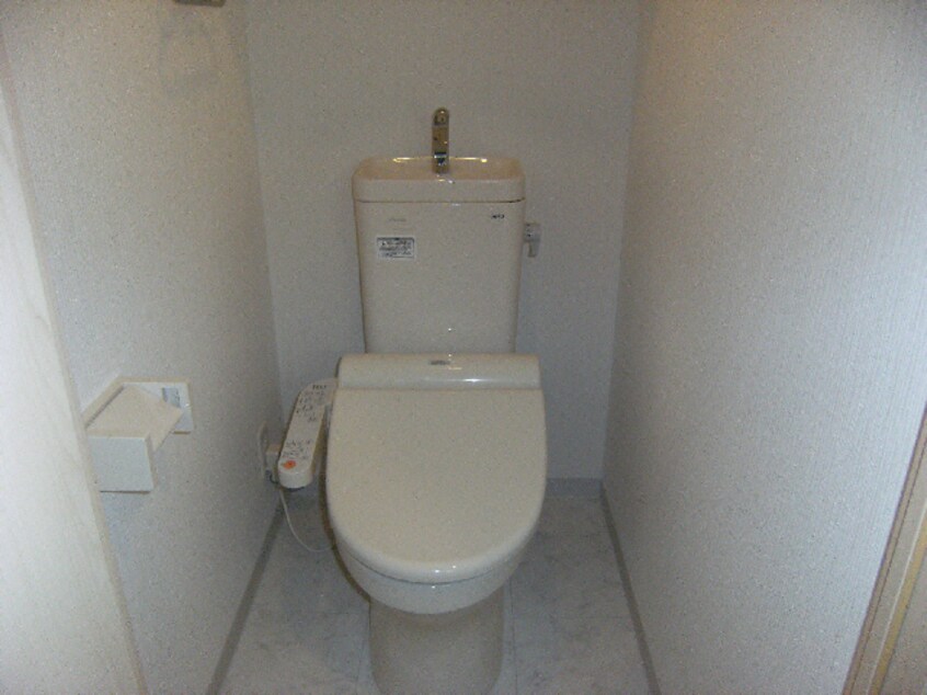  大阪メトロ御堂筋線/心斎橋駅 徒歩3分 5階 築11年