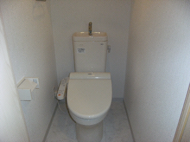  大阪メトロ御堂筋線/心斎橋駅 徒歩3分 3階 築11年