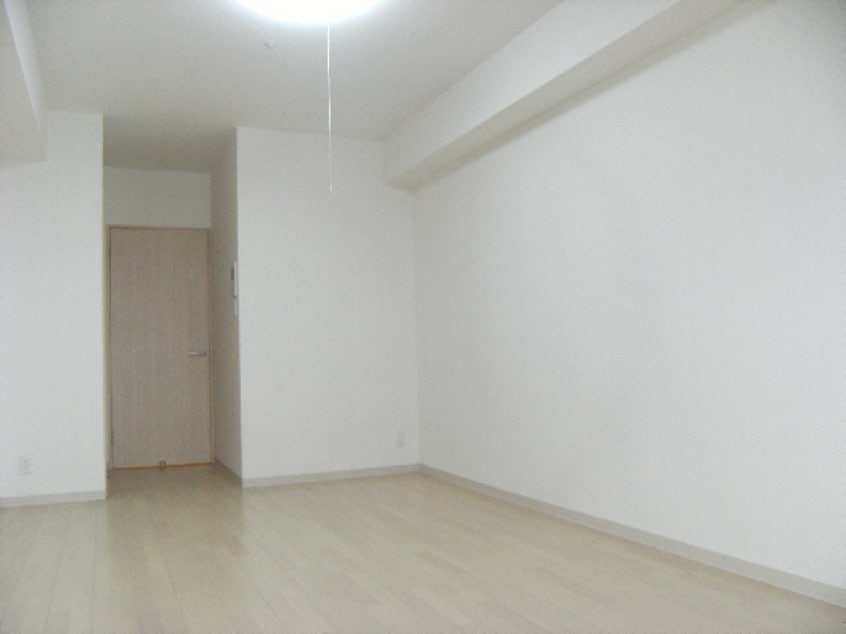  大阪メトロ御堂筋線/心斎橋駅 徒歩3分 3階 築11年