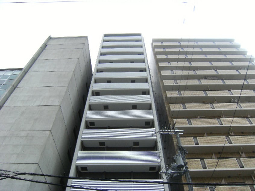  レオンコンフォート本町