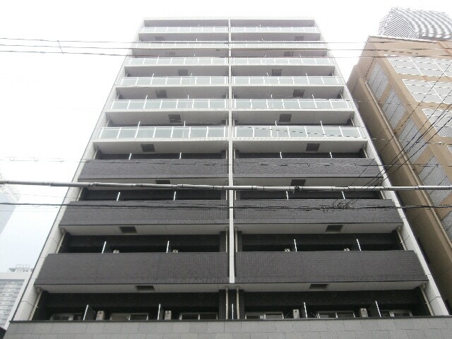  大阪メトロ御堂筋線/中津駅 徒歩14分 4階 築10年