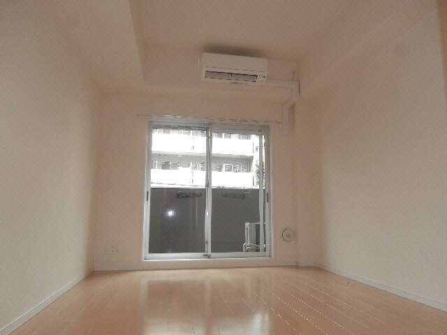  大阪メトロ御堂筋線/中津駅 徒歩14分 4階 築10年