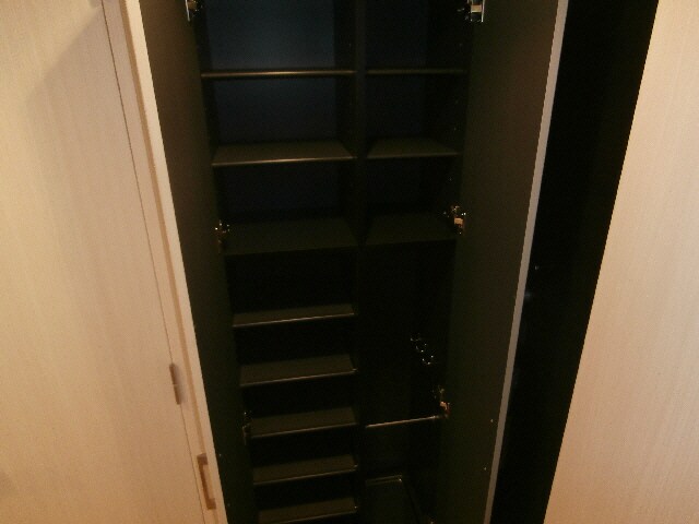  大阪メトロ御堂筋線/中津駅 徒歩14分 4階 築10年