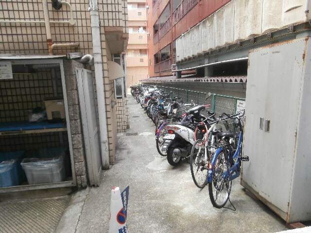  大阪メトロ谷町線/天神橋筋六丁目駅 徒歩6分 4階 築40年