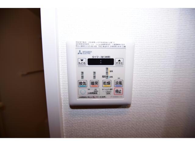  大阪メトロ谷町線/南森町駅 徒歩6分 11階 築8年
