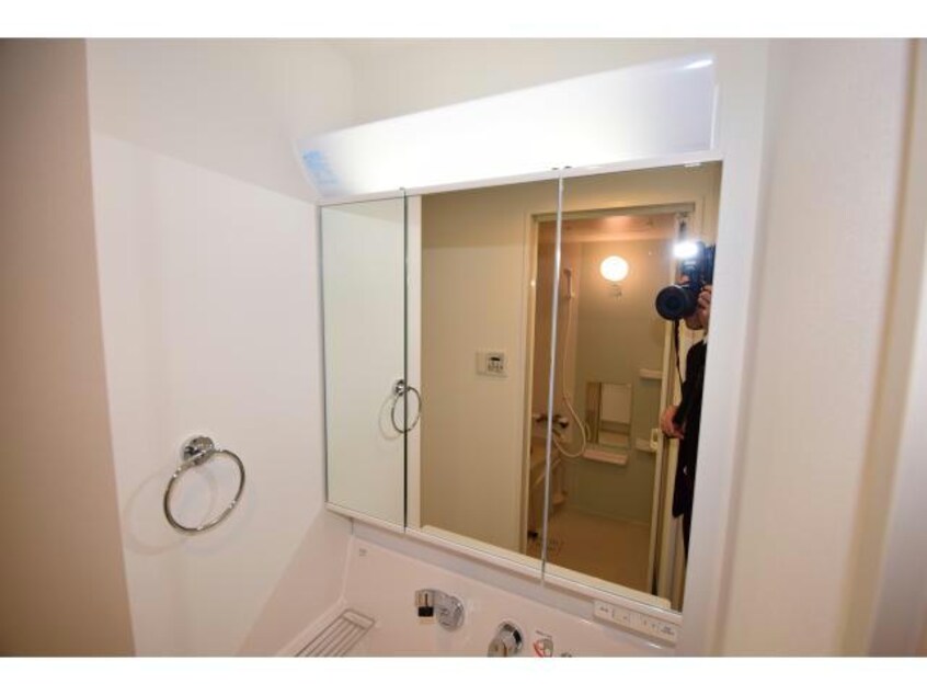  大阪メトロ御堂筋線/中津駅 徒歩6分 11階 築8年