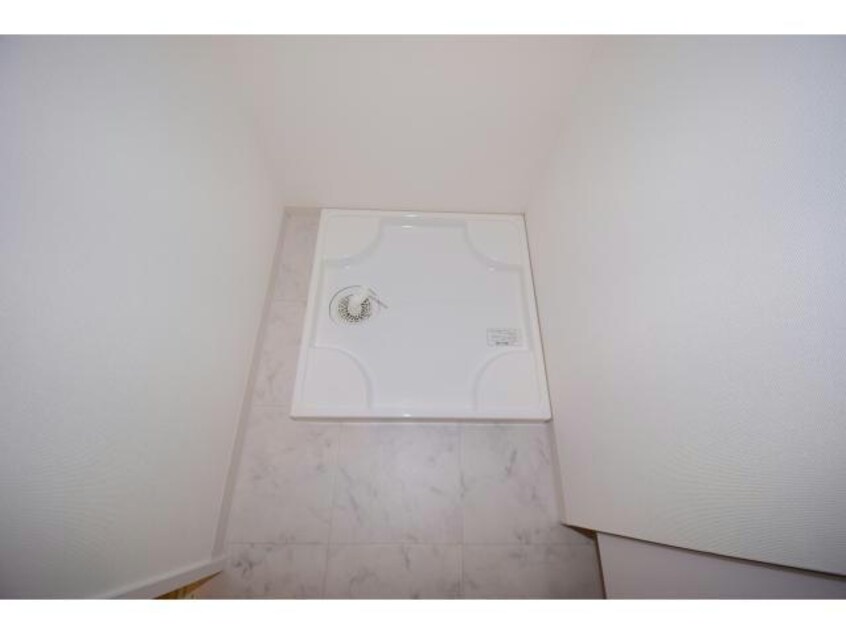  大阪メトロ御堂筋線/中津駅 徒歩6分 11階 築8年