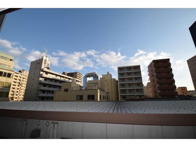  阪急宝塚線/中津駅 徒歩5分 3階 築8年