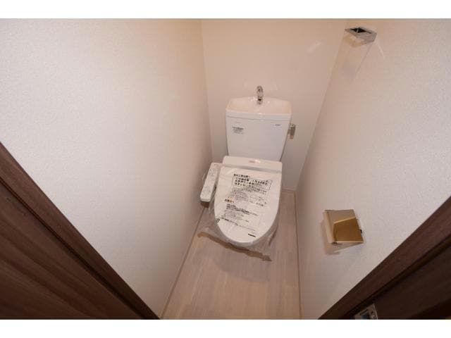  阪急宝塚線/中津駅 徒歩5分 3階 築8年