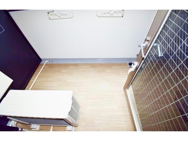  プレサンス心斎橋二スト