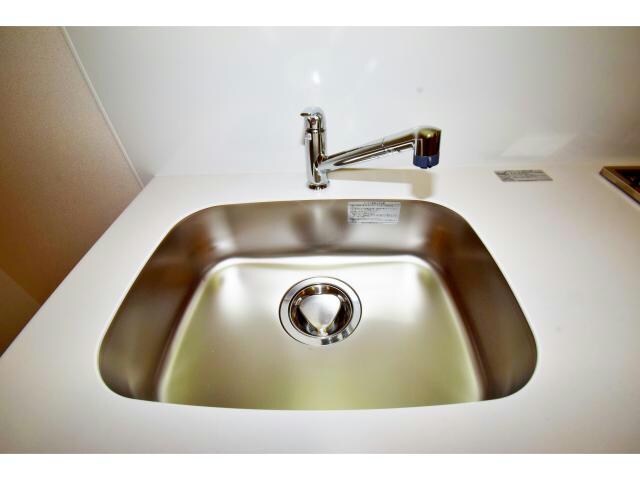  プレサンス心斎橋二スト