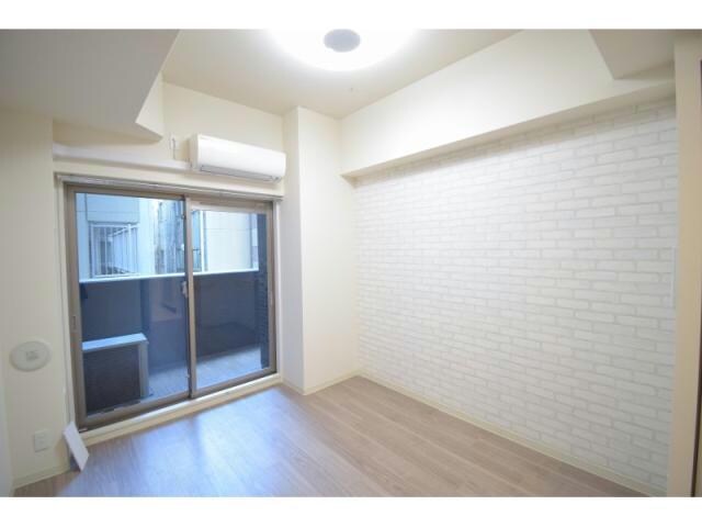  プレサンス大手前ピリオド