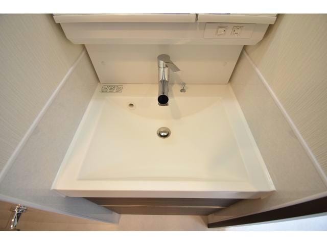  大阪メトロ堺筋線/堺筋本町駅 徒歩8分 6階 築5年