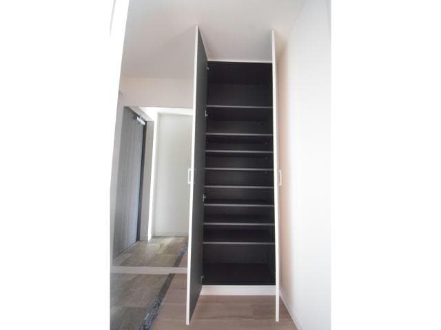  RISING Maison 本町橋